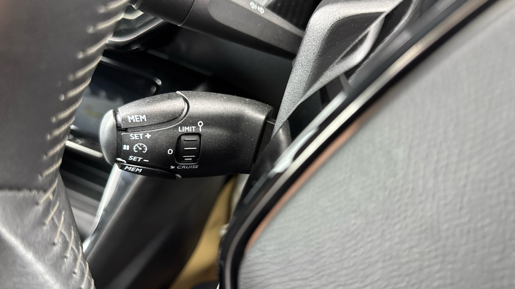 Peugeot e-208 100Kw Gt Premium 50Kwh Grey #24