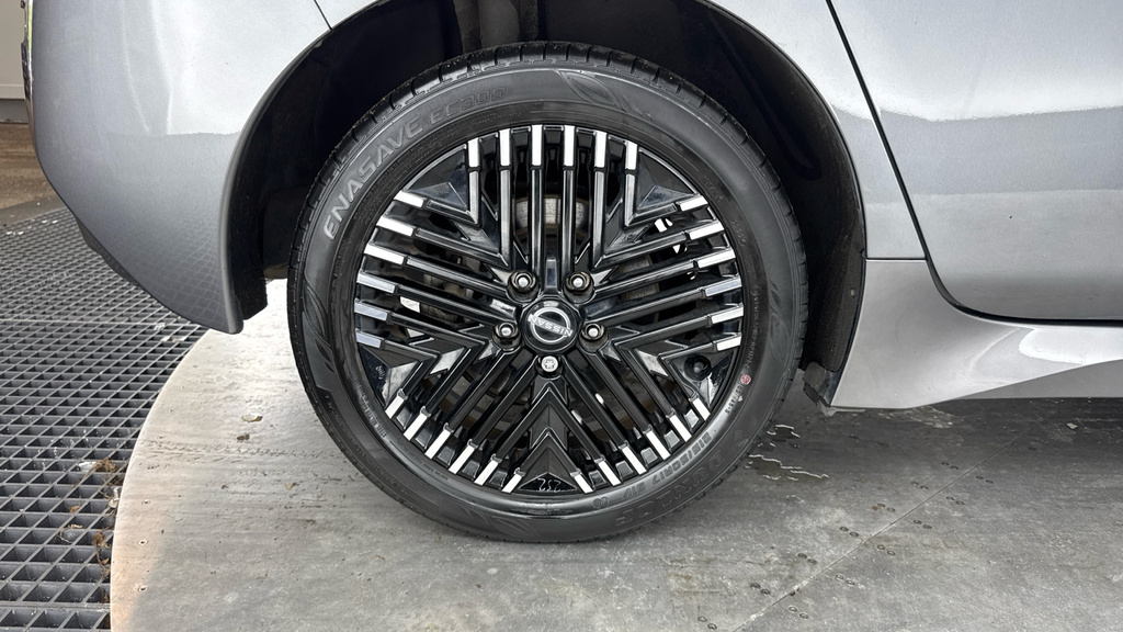 Nissan Leaf 110Kw N-connecta 39Kwh 22022 Black #17