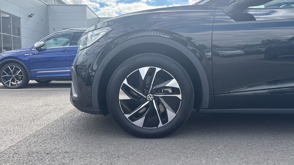 Volkswagen ID.5 210Kw Match Pro 77Kwh Click And Collect Black #18