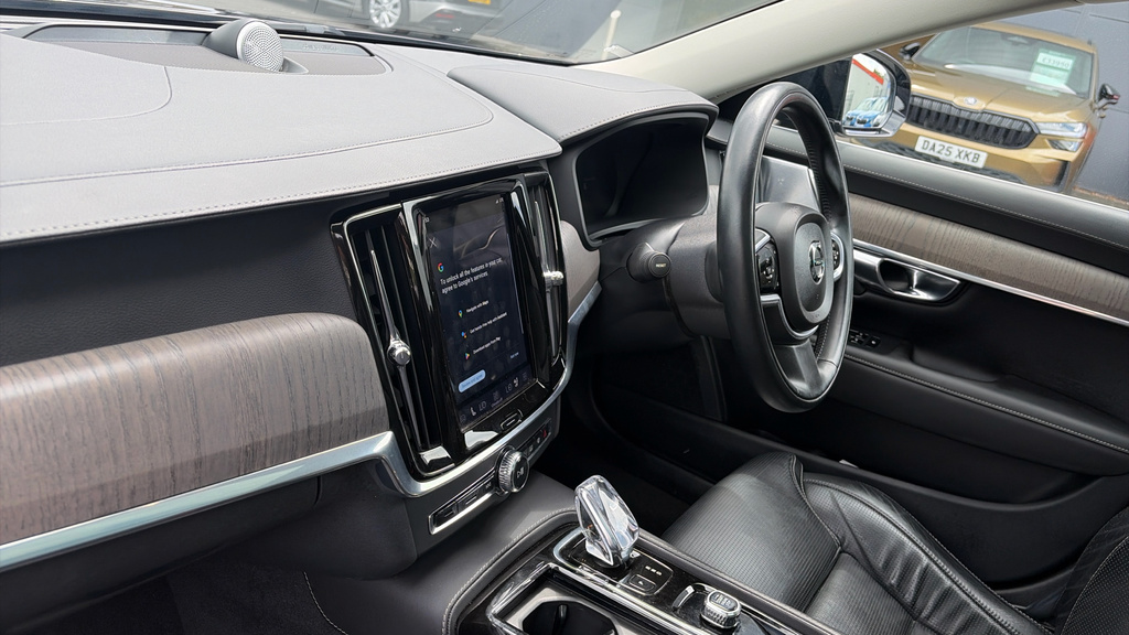 Volvo V90 Recharge R-design, T6 Awd Plug-in Hybrid Blue #13