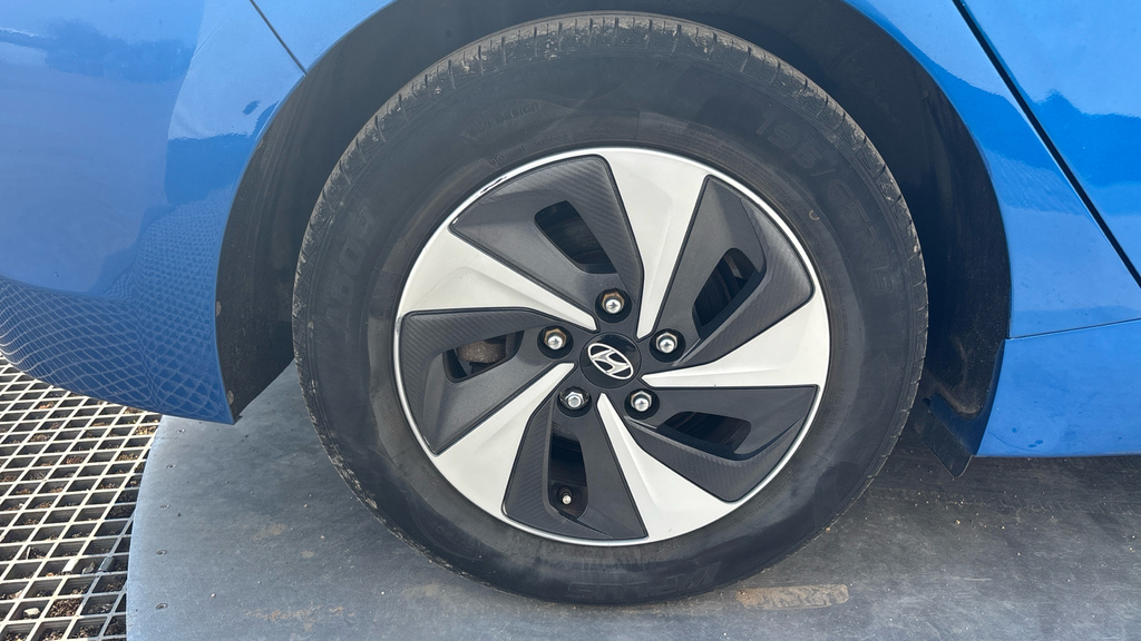 Hyundai Ioniq 1.6 H-gdi Gpf Black #19