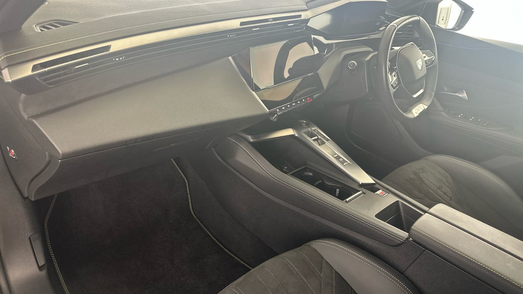 Peugeot 308 1.6 Plug-in Hybrid Allure Premium E-eat8 Green #9
