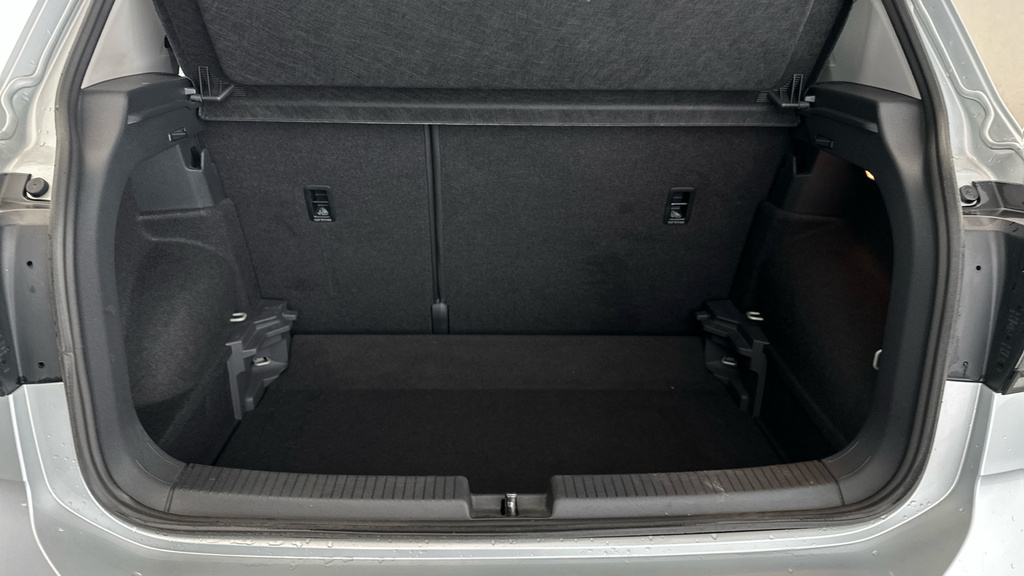 Volkswagen T-Cross Life Black #22
