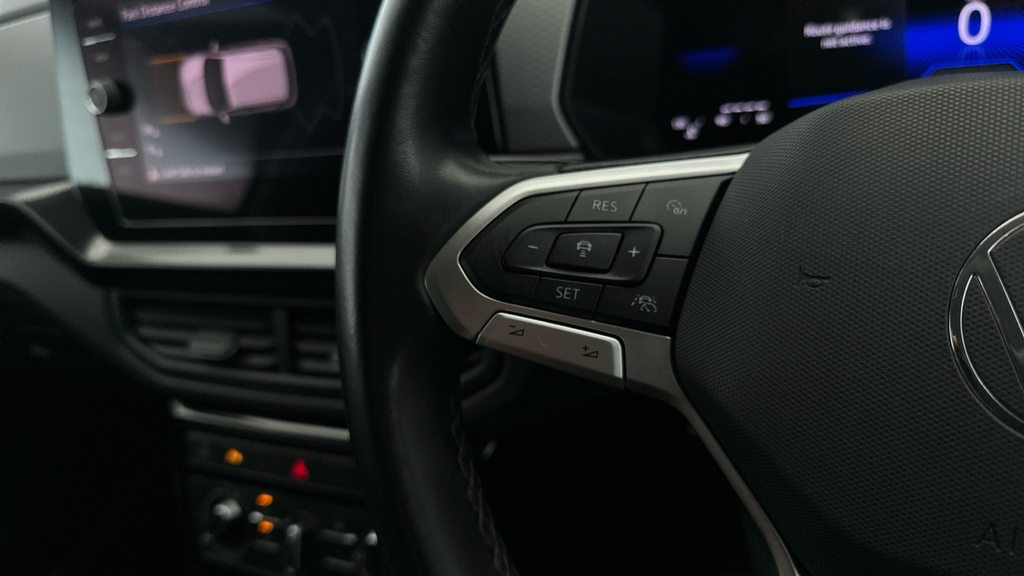Volkswagen T-Cross Life Black #13