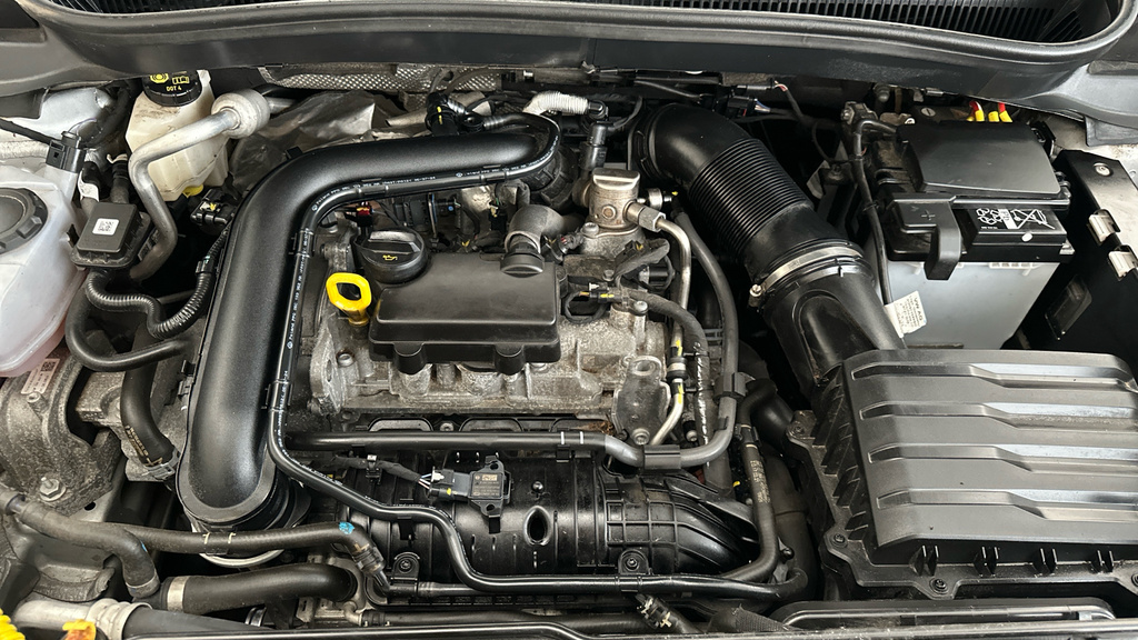 Volkswagen T-Cross Life Black #23