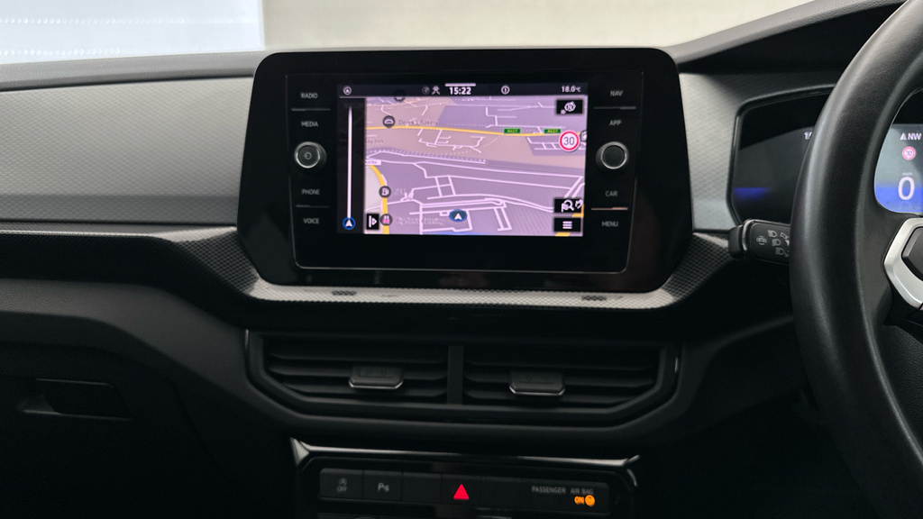 Volkswagen T-Cross Life Black #17