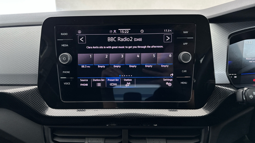 Volkswagen T-Cross Life Black #16
