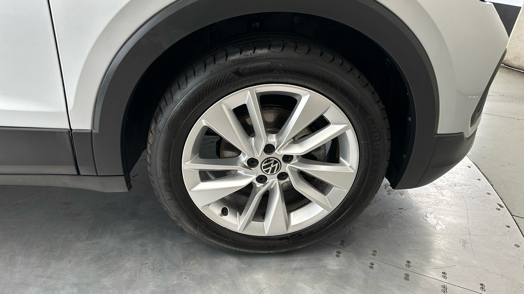 Volkswagen T-Cross Life Black #27