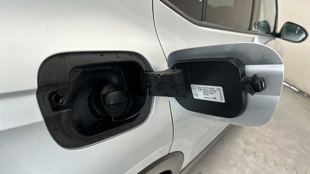 Volkswagen T-Cross Life Black #28