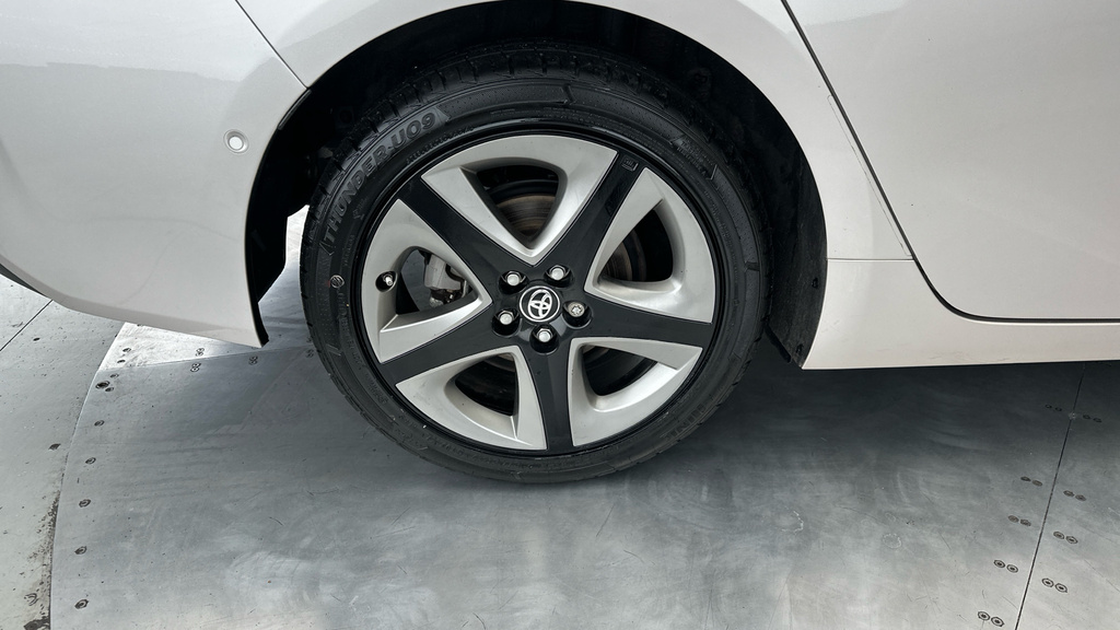 Toyota Prius+ 1.8 Vvti Business Edition Plus Cvt Grey #26
