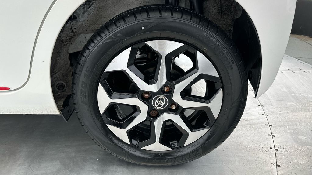 Toyota Aygo X Aygo X-play Black #21