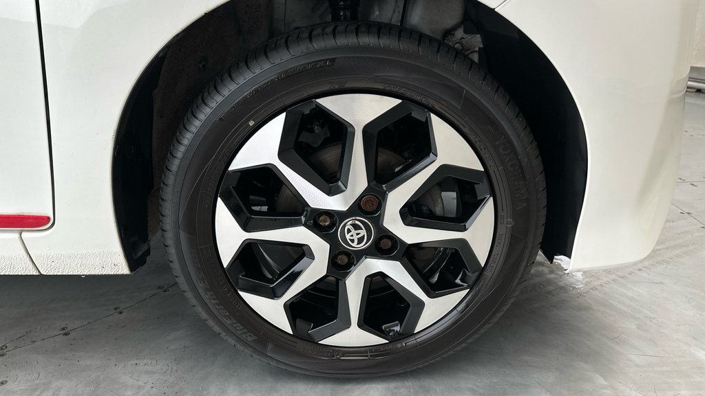 Toyota Aygo X Aygo X-play Black #23