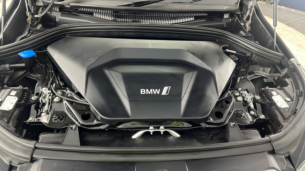 BMW iX1 230Kw Xdrive30 M Sport 65Kwh Black #25