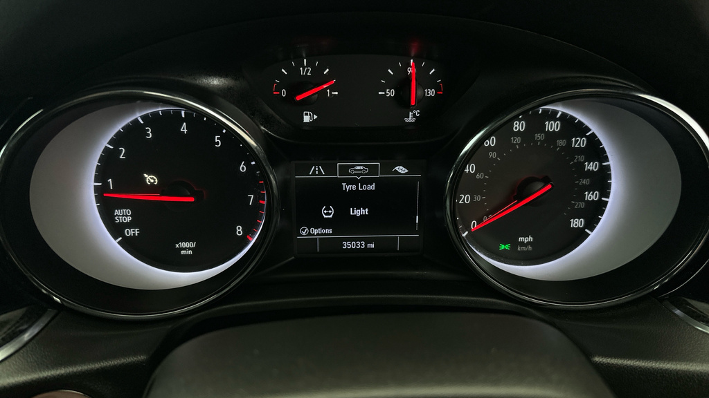 Vauxhall Insignia 2.0 Turbo D Blueinjection Country Tourer Diese Red #18