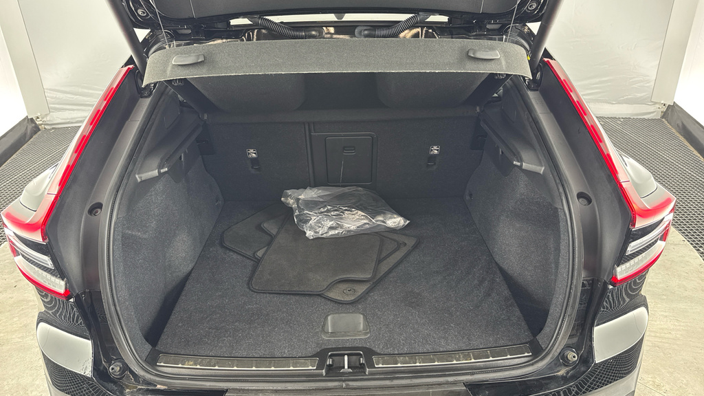 Volvo C40 300Kw Recharge Twin Ultimate 78Kwh Awd Red #15