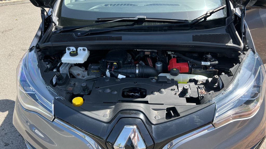 Renault Zoe 80Kw Iconic R110 50Kwh Rapid Charge Purple #16