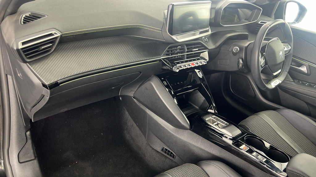 Peugeot e-208 100Kw Allure Premium 50Kwh Yellow #10