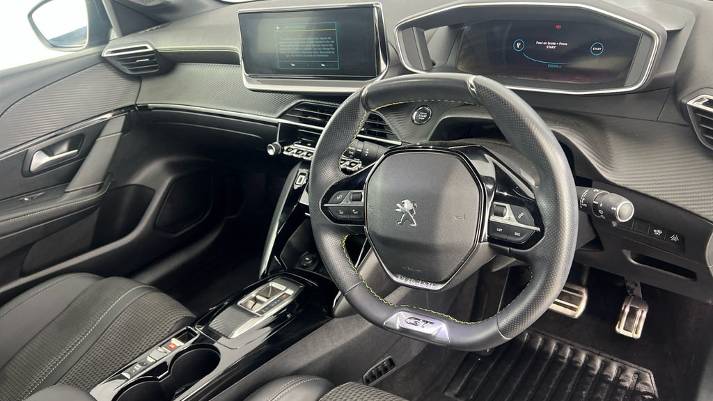 Peugeot e-208 100Kw Allure Premium 50Kwh Yellow #9