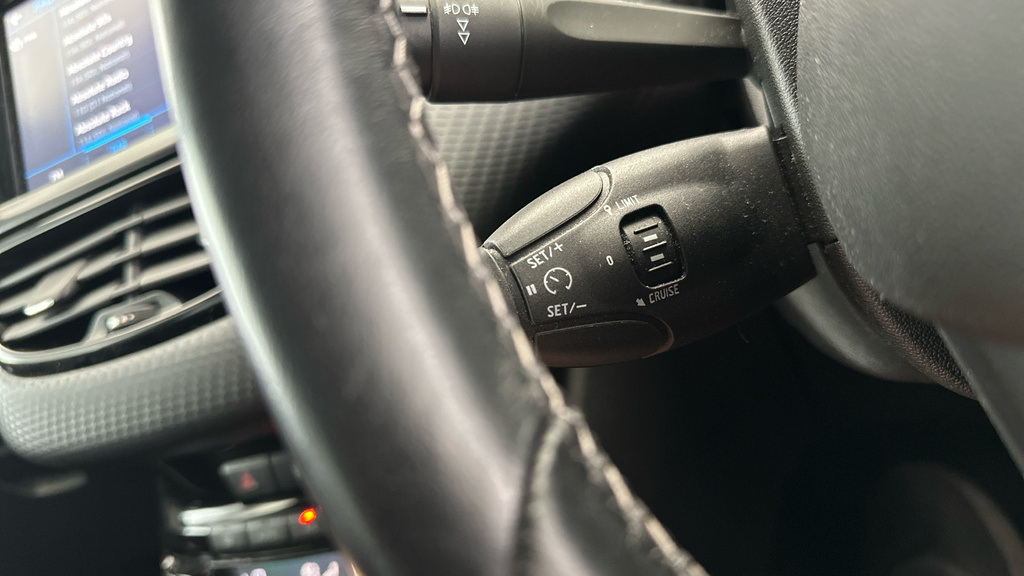 Peugeot 208 1.2 Puretech 82 Signature Start Stop Blue #17