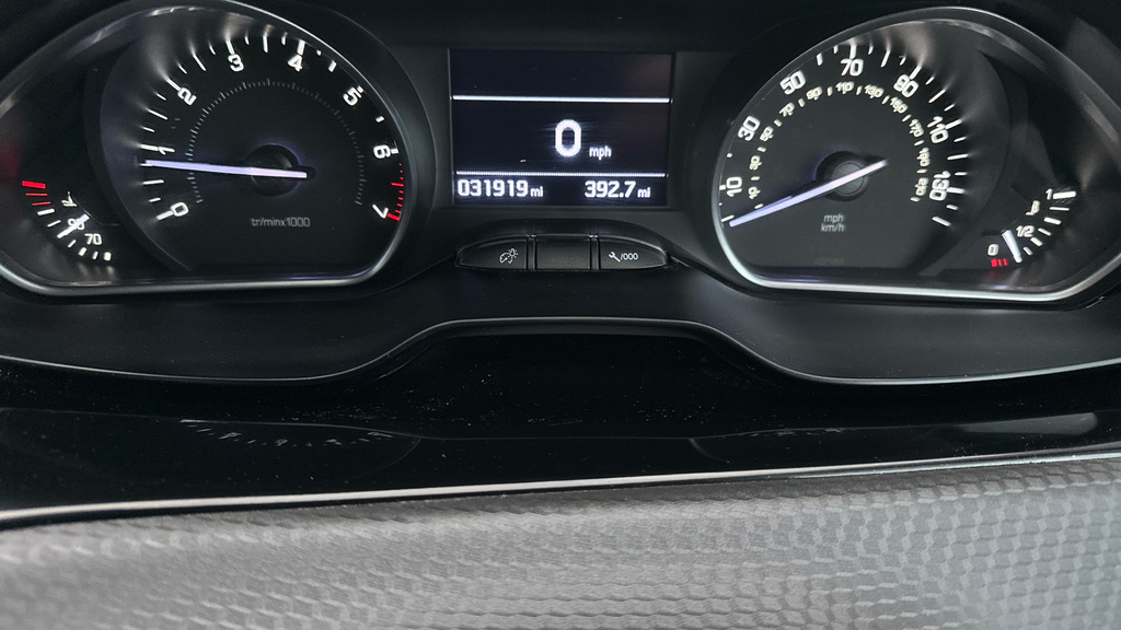 Peugeot 208 1.2 Puretech 82 Signature Start Stop Blue #19