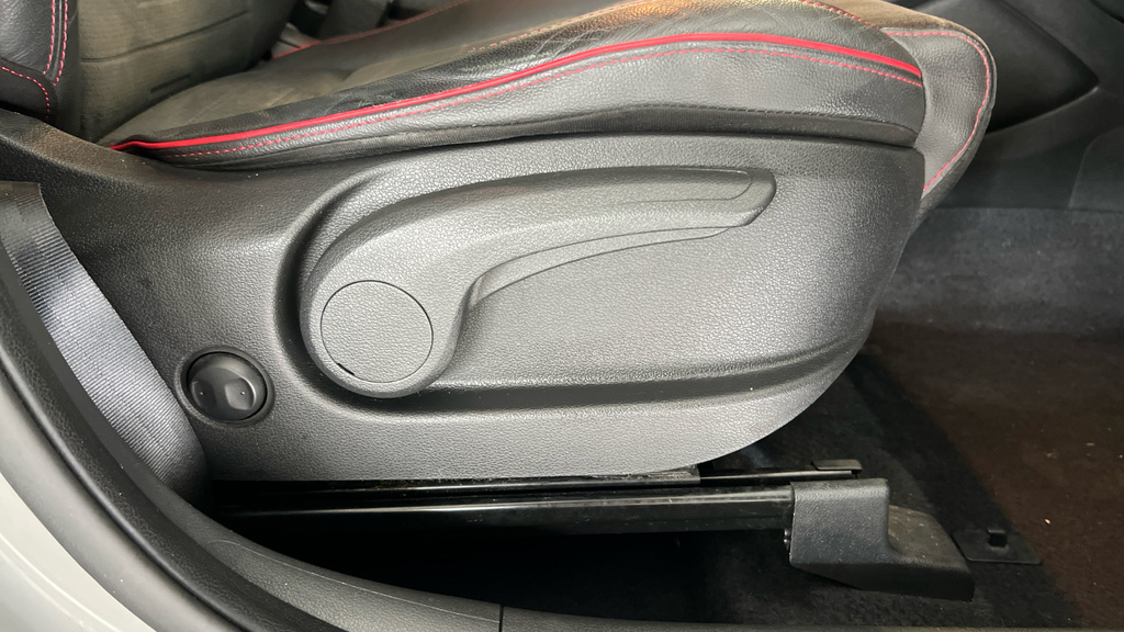 Hyundai Tucson 1.6 Gdi Se Nav 2Wd Silver #38