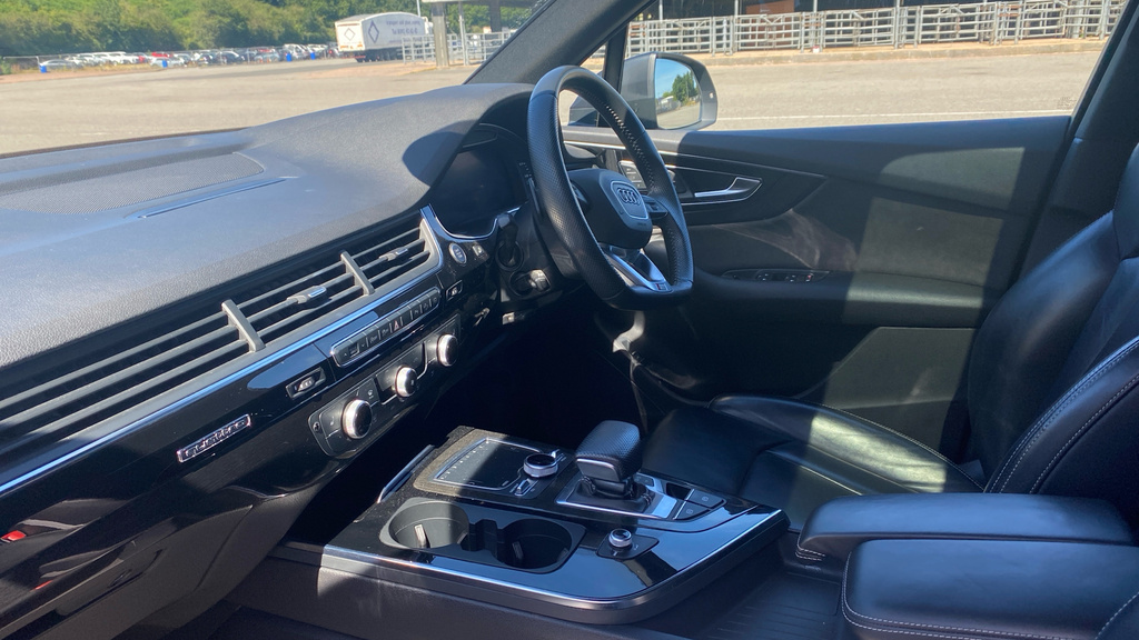 Audi Q7 3.0 Tdi V6 45 Sport Suv Tiptronic Quatt Black #11