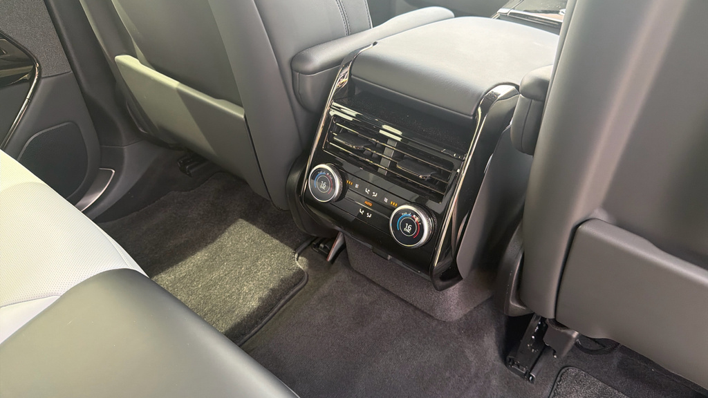 Land Rover Range Rover Sport 3.0 P460e Edition Black #28
