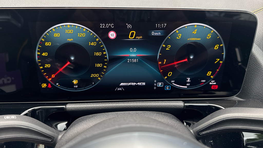 Mercedes-Benz GLA Class 1.3 Gla200 Sport Executive Suv 7G-dct Blue #13