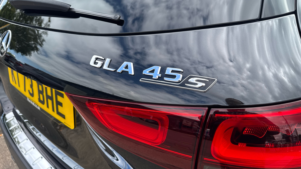 Mercedes-Benz GLA Class 1.3 Gla200 Sport Executive Suv 7G-dct Blue #42