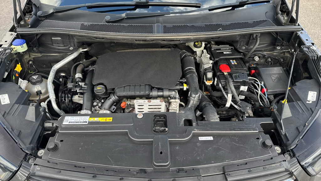 Vauxhall Grandland X 1.2 Turbo Se White #21