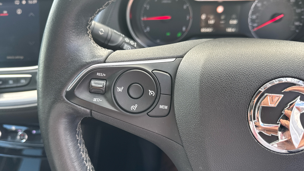 Vauxhall Grandland X 1.2 Turbo Se White #15
