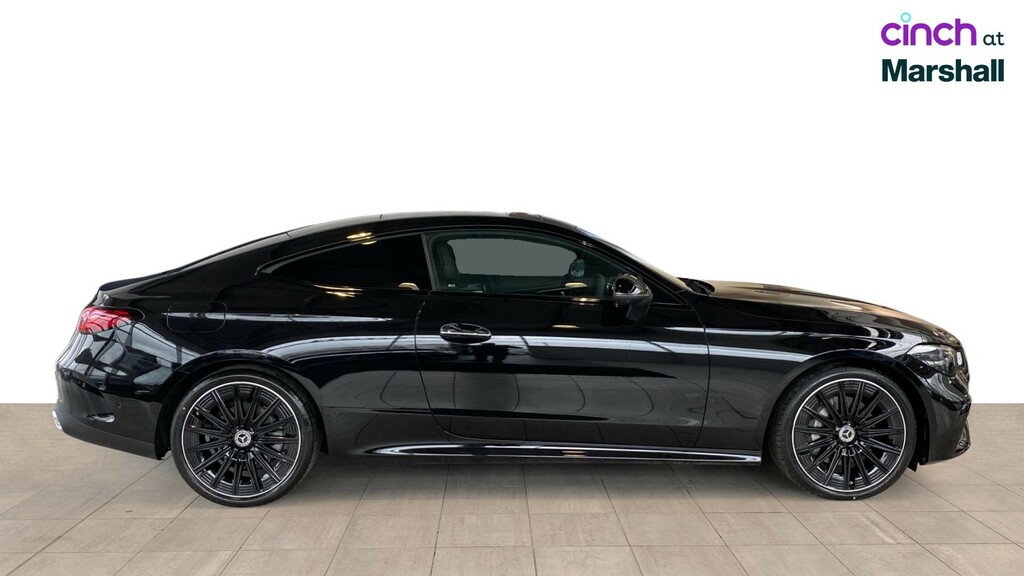 Mercedes-Benz CLE Class 300 4Matic Amg Line Premium 9G-tronic Black #2