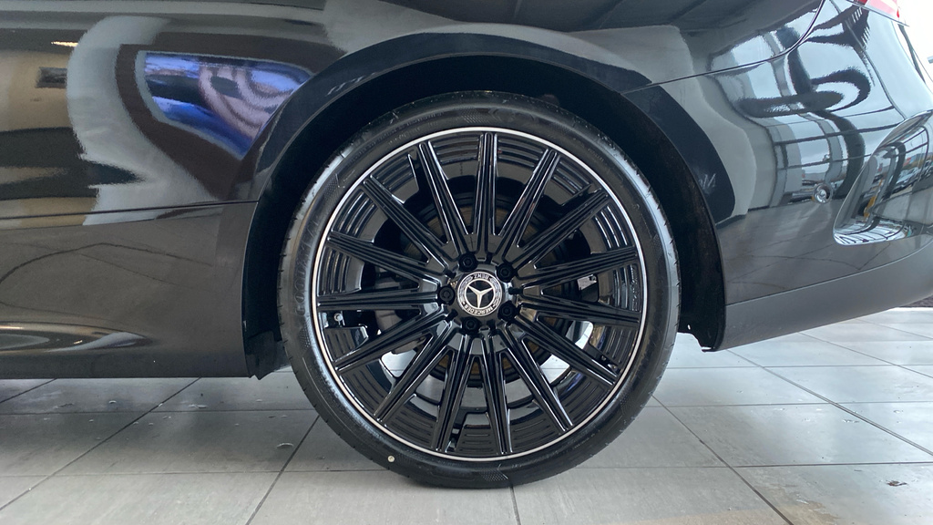 Mercedes-Benz CLE Class 300 4Matic Amg Line Premium 9G-tronic Black #18