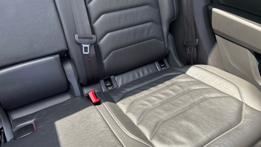 Volkswagen Touareg Black Edition Grey #30