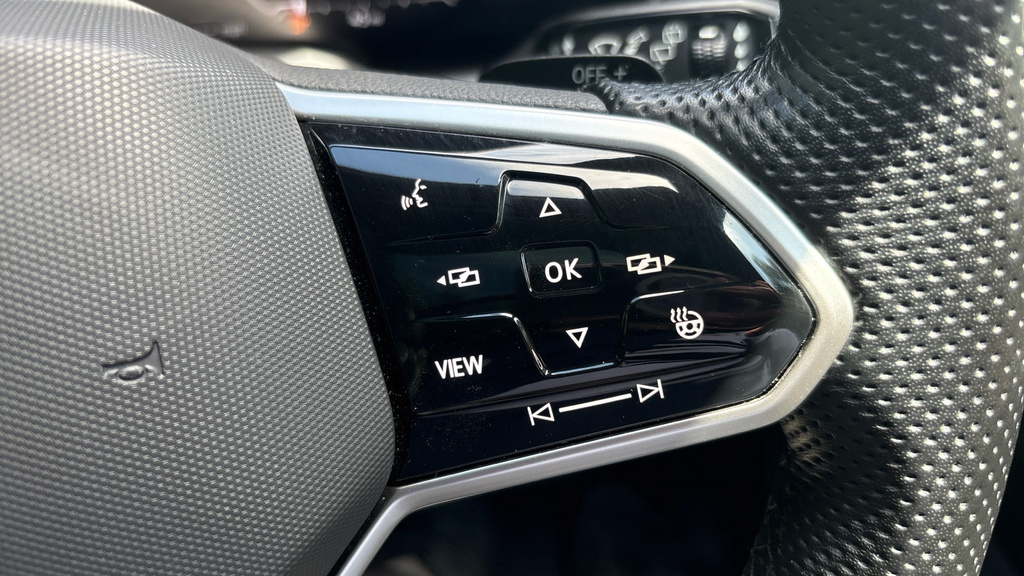 Volkswagen Touareg Black Edition Grey #15