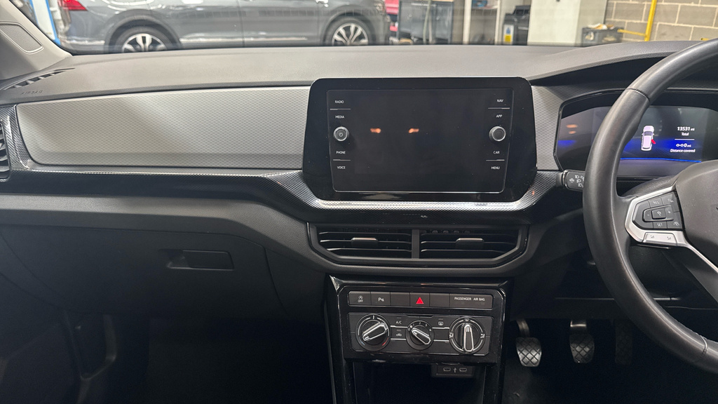 Volkswagen T-Cross Hatchback 1.0 Tsi 95Ps Life Grey #12