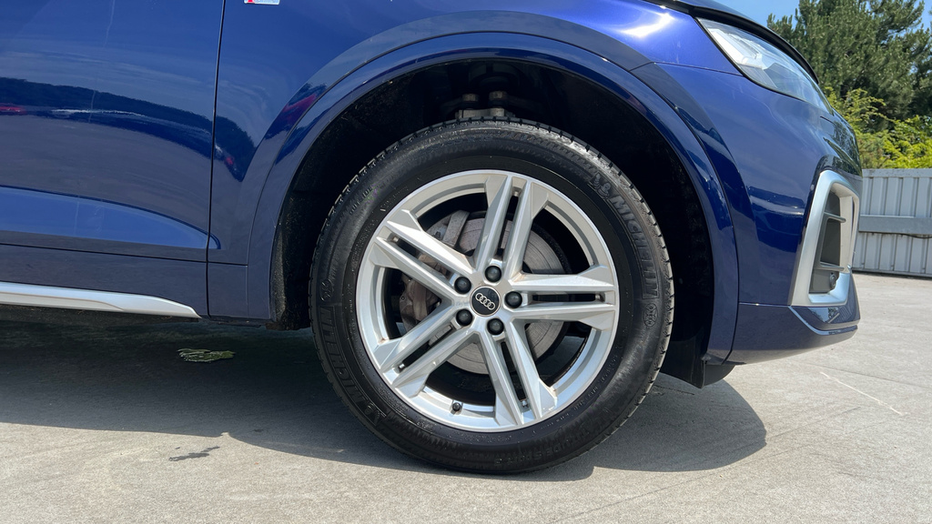 Audi Q5 Audi Estate 40 Tdi Quattro S Line S Tro Blue #22