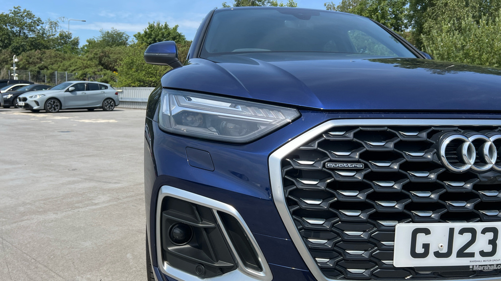 Audi Q5 Audi Estate 40 Tdi Quattro S Line S Tro Blue #42