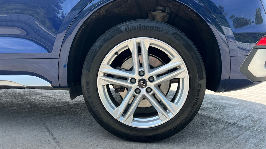 Audi Q5 Audi Estate 40 Tdi Quattro S Line S Tro Blue #24