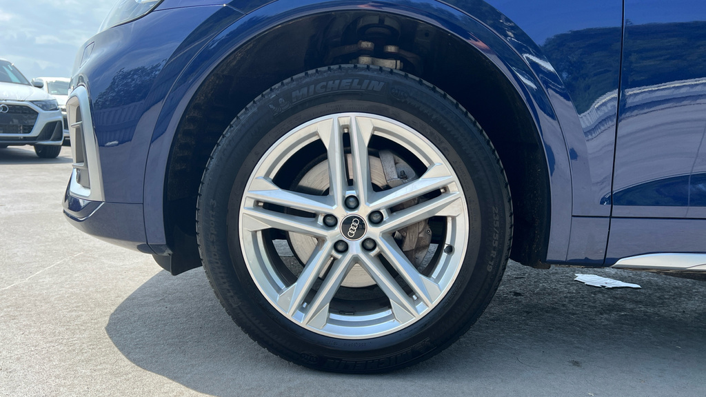 Audi Q5 Audi Estate 40 Tdi Quattro S Line S Tro Blue #23