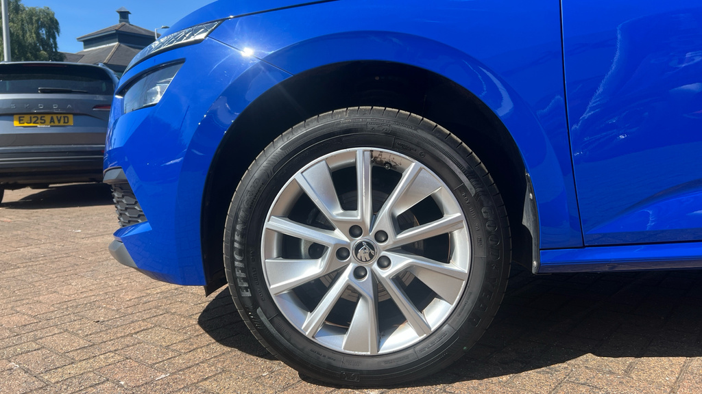 Skoda Kamiq 1.5 Tsi Se Dsg Black #19