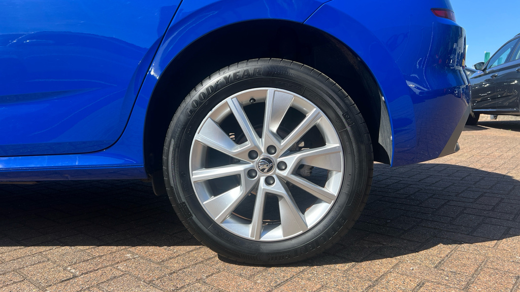 Skoda Kamiq 1.5 Tsi Se Dsg Black #18