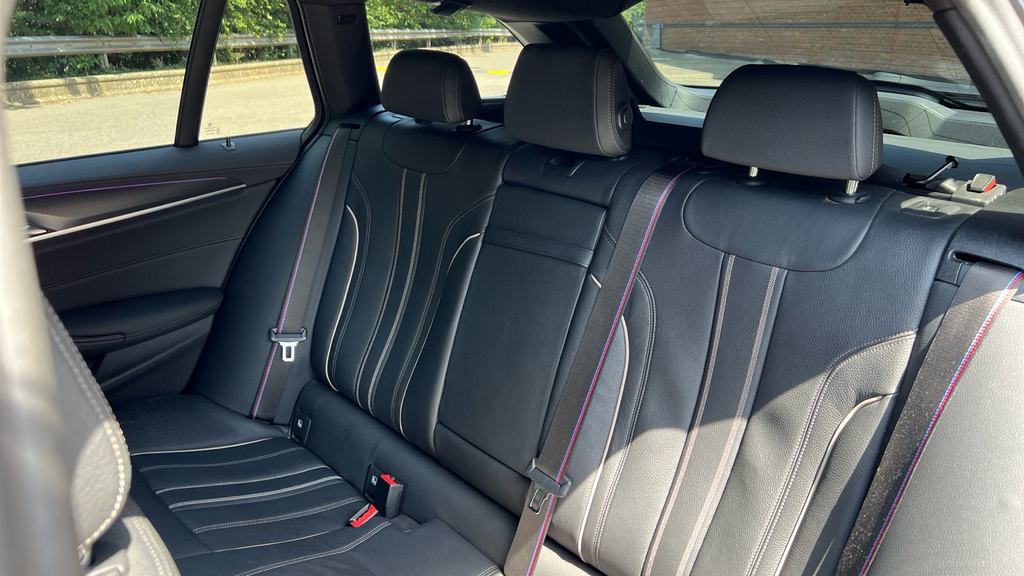 BMW 5 Series 2.0 520I M Sport Mhev 182 Bhp Black #14