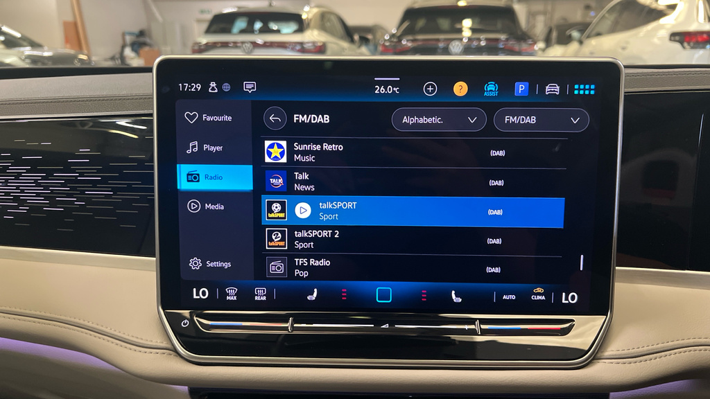 Volkswagen Passat Volkswagen 1.5 Tsi Ehybrid Life Dsg Green #25