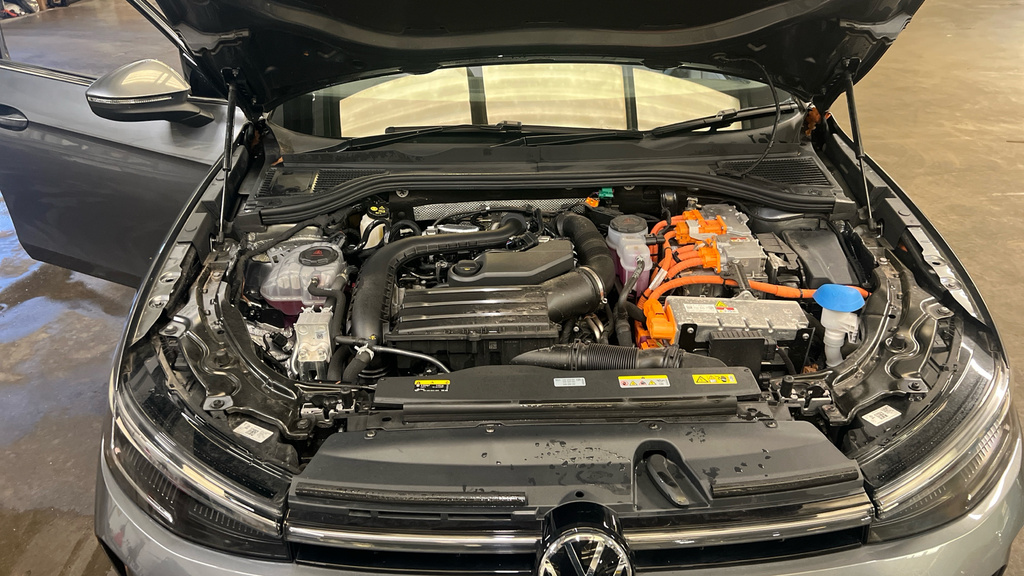 Volkswagen Passat Volkswagen 1.5 Tsi Ehybrid Life Dsg Green #16