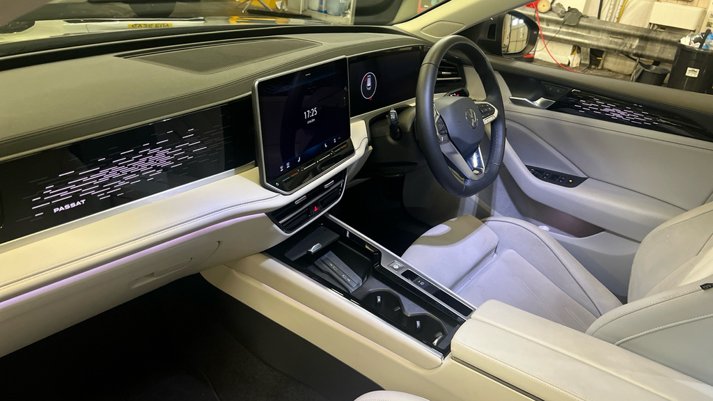 Volkswagen Passat Volkswagen 1.5 Tsi Ehybrid Life Dsg Green #10