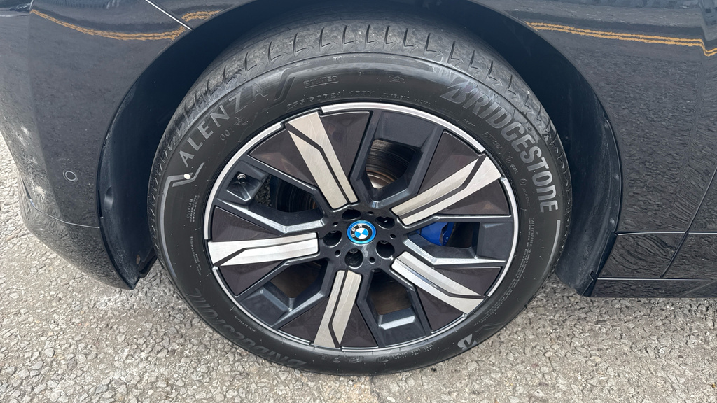 BMW iX 385Kw Xdrive50 M Sport 111.5Kwh Black #25