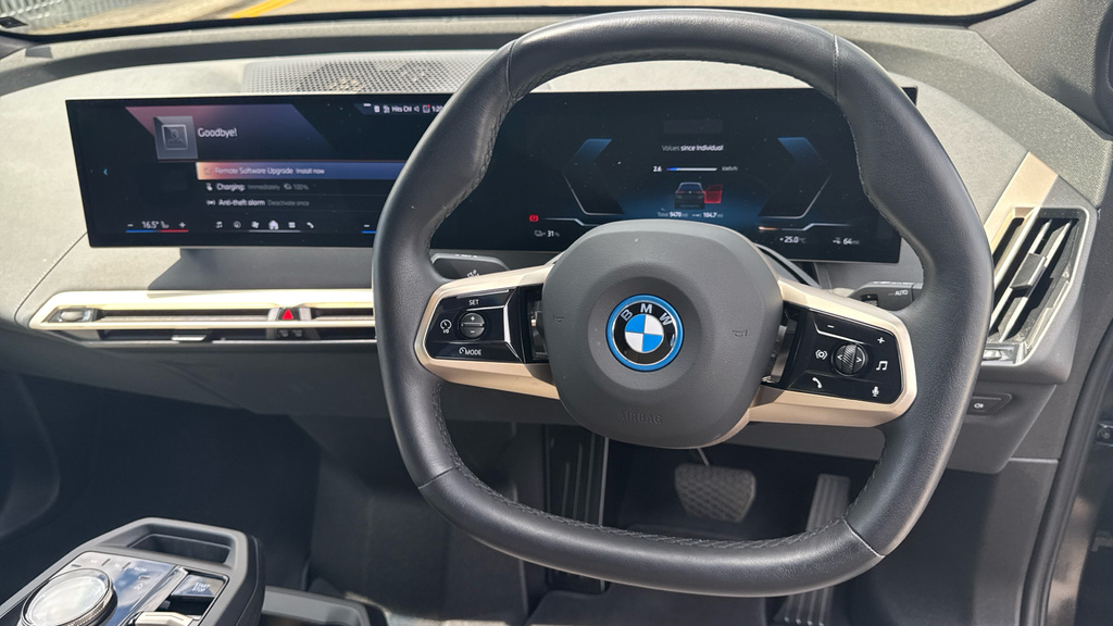 BMW iX 385Kw Xdrive50 M Sport 111.5Kwh Black #12