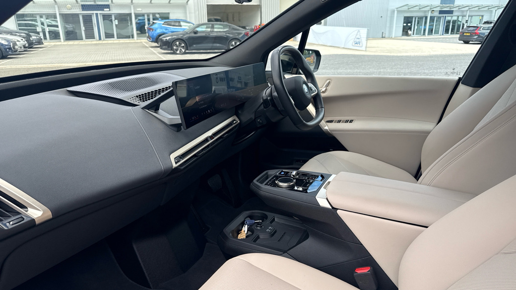 BMW iX 385Kw Xdrive50 M Sport 111.5Kwh Black #10