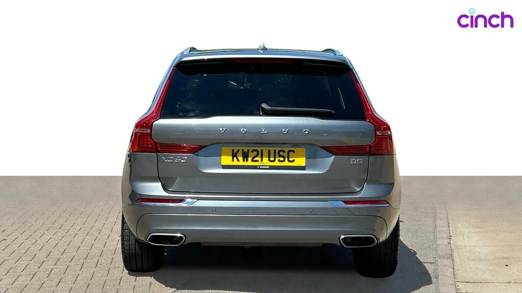 Volvo XC60 2.0 B5p Momentum Geartronic Grey #4